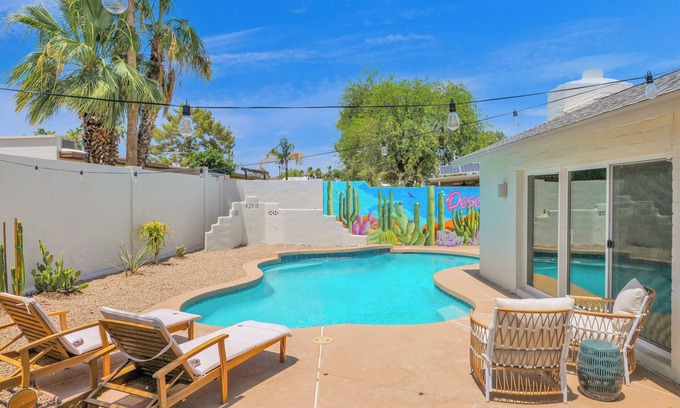 Spanish Mountain Estates Casa | Desert Skies: FREE HEATED Pool, Hiking, Mountain Views + Adventure Gear Included