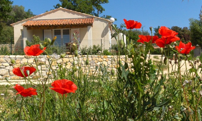 Bessas Casa | Casa independiente, parque infantil, tenis de mesa, piscina climatizada, petanca, gimnasio