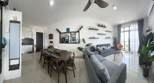 Bandar Penawar Apartamento | Dhancell Executive Homestay 8 Pax NETFLIX WIFI AT DESARU