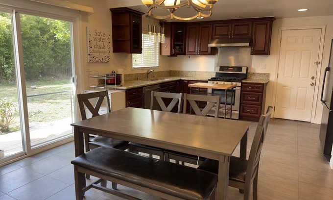 Valle Lindo Casa | Diamond Bar Gem: Fresh, Quiet, and Connected - Perfect for Families
