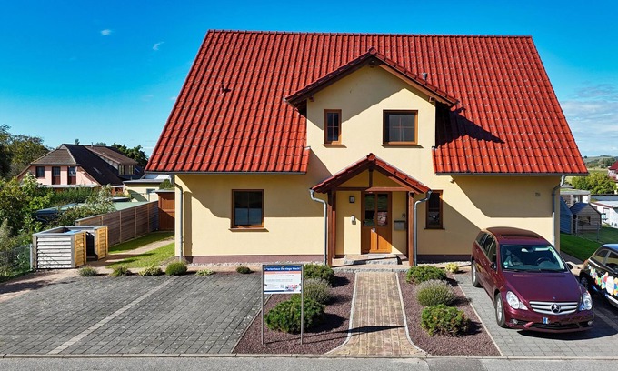 Thiessow Apartamento | Die Ferienwohnung 01 im Ferienhaus De Niege Wech