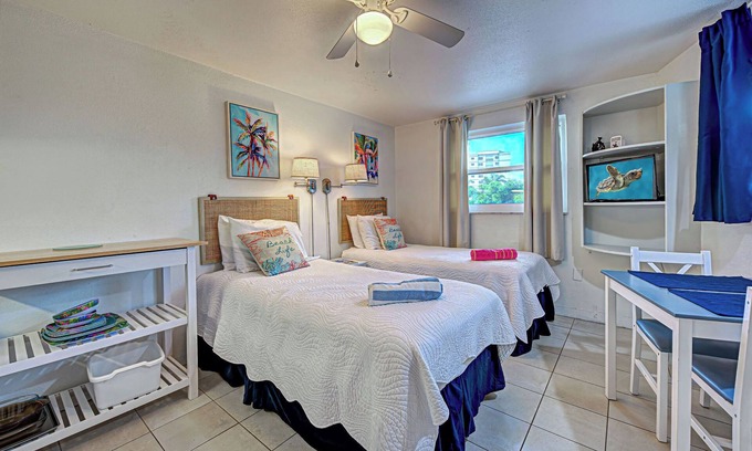 Golden Beach Condominio | Directly on the Gulf - Unit 15 - Efficiency - Second Floor - Sleeps 2