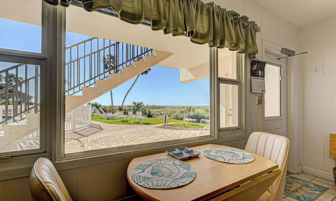 Golden Beach Condominio | Directly on the Gulf - Unit 2 - 1 Bedroom - Ground Floor - Sleeps up to 4