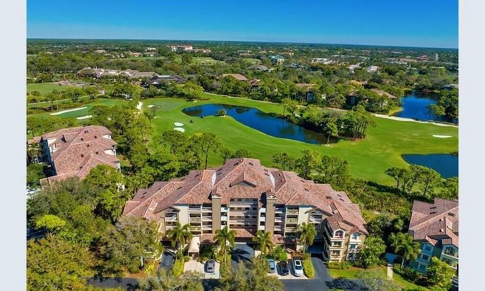 Bonita Bay Casa | Discount ! Family Fun! Panoramic Golf course Views- vacation at Bonita bay