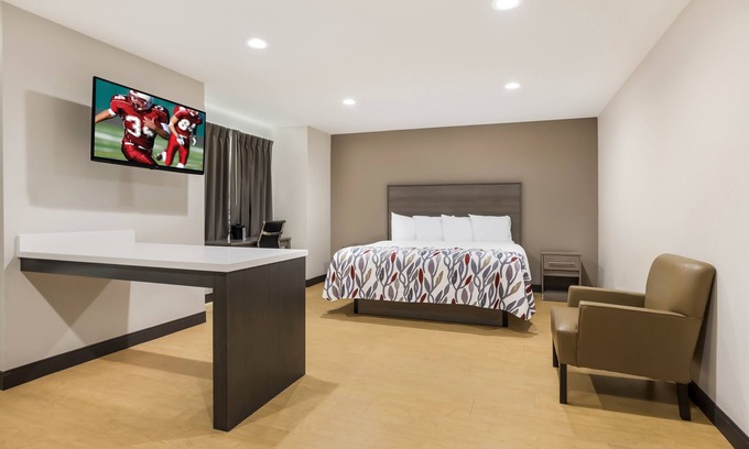 Sulphur Hotel | Discover Sulphur on a Dime: Minutes to Chennault International Airport!