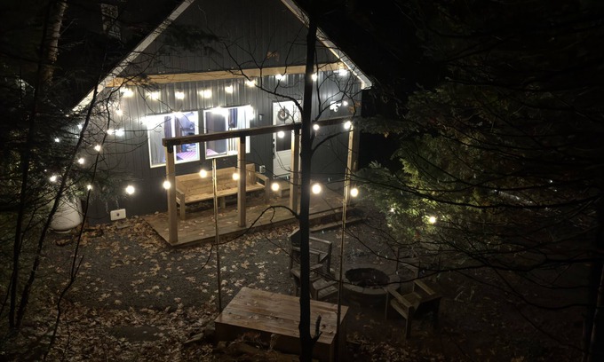 Gooderham Casa | Enchanting Woodland Retreat