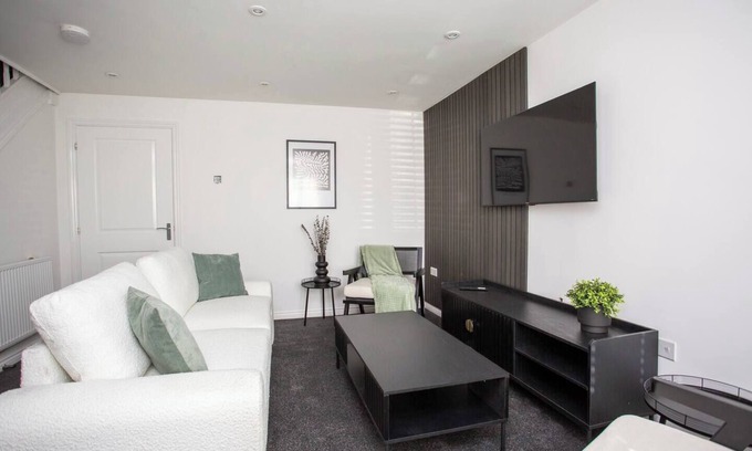 Allensford Casa | Discover this stylish 3-bedroom home at Arkless Grove, Consett