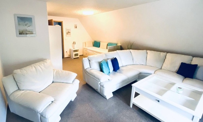 Graal Mueritz Casa | "Discover Your Perfect Beach Getaway: Kapitäns Hus Awaits!"