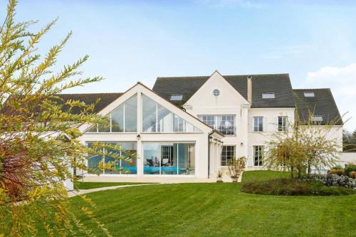 Villeneuve-le-Comte Villa | Disneyland Paris Maison de prestige