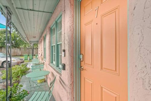 St. Augustine Hotel | Dive into the 50s- Restored Motel in St Augustine