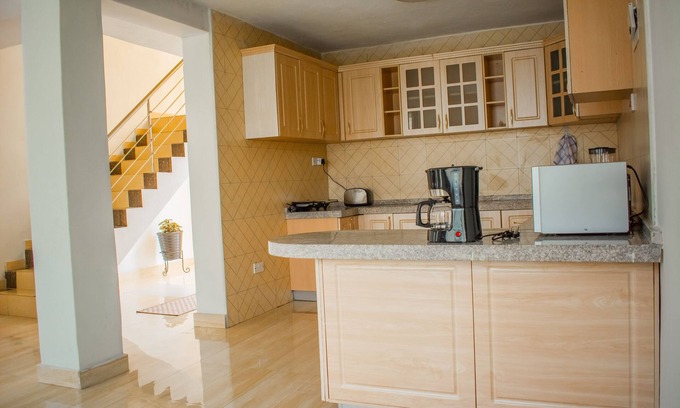 Lilongwe Cama Y Desayuno | Divine Heights Bed & B Area 43 Lilongwe