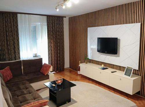 Doboj Apartamento | Dnevna Soba