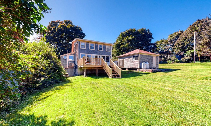 Owls Head Cabaña | Dog-friendly cottage with amazing bay views & deck - snowbirds welcome