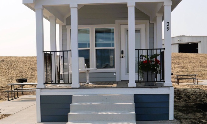 Sandusky Cabaña | Dog Friendly cottage with Lake views at Bayfront Resort in Sandusky, Ohio