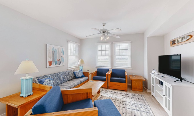 Buxton Casa | Dog-friendly ocean view home w/free WiFi, private W/D, & shared pool