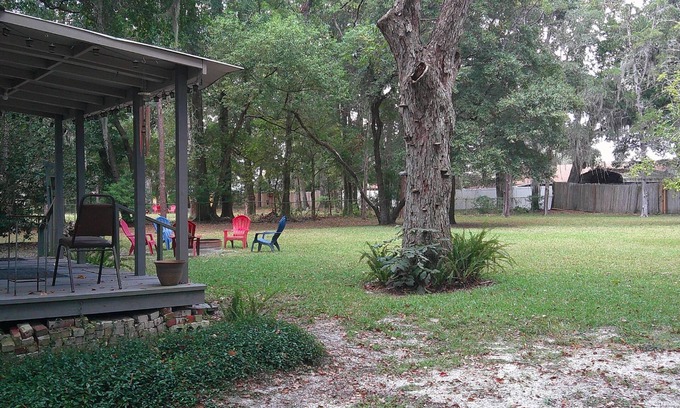 Lakeside Casa | Dogs Give us 5 Stars! Rustic Home, HUGE Woodsy & Fenced Yard, Firepit, Close to Dining/Shops