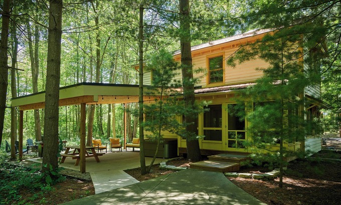 Fennville Casa | Dollybrook Cottage 1: Shared pool(closed for the season), private hot tub, pet friendly