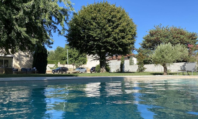 Saint-Savin Casa | Domaine des Oliviers House with swimming pool