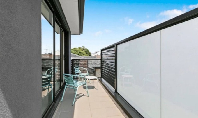 Chadstone Casa | Domi Rentals - The Chadstone Townhouse
