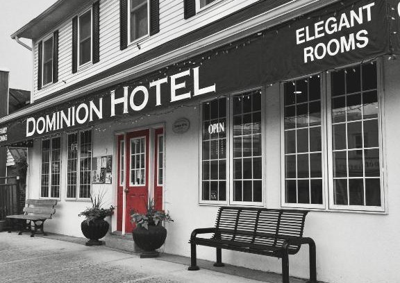 Minden Hills Hotel | Dominion Hotel