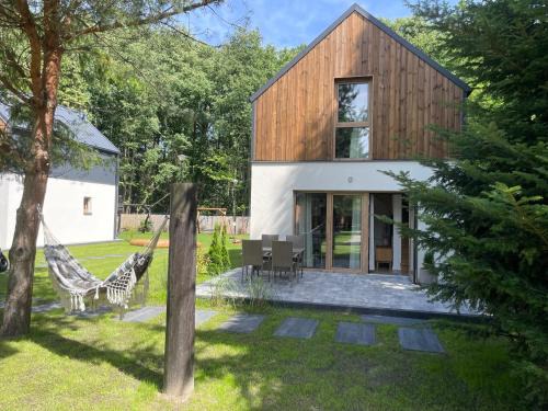 Bialogora Complejo | DOMKI HOLIDAY PARK Białogóra