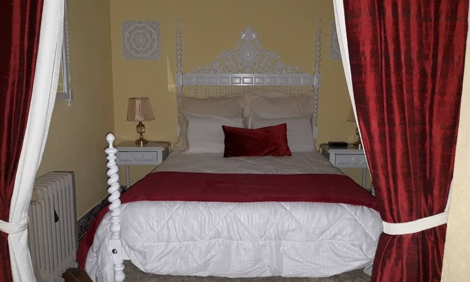Manique do Intendente Cabaña | Dona Maria Guest House- Your real spiritual retreat.