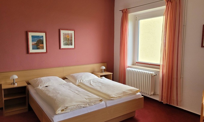Sundhagen Apartamento | Doppelzimmer - Gästehaus Niederhof