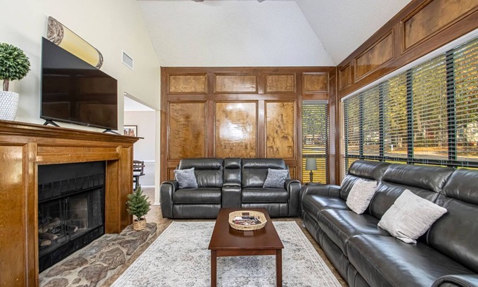 Sherwood Casa | Double Diamond Rentals – Perfect Family Home