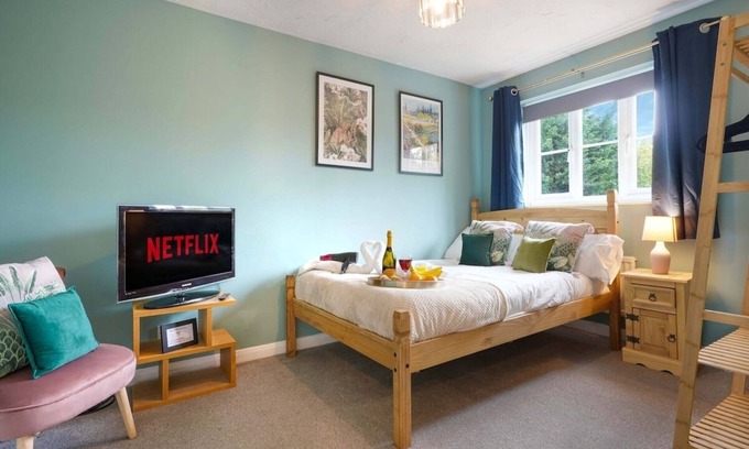 Milton Keynes Casa | Double room close to city