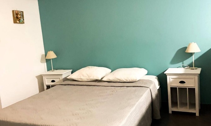 Le Portail Cama Y Desayuno | Double room Leu Zarlor Holiday residence