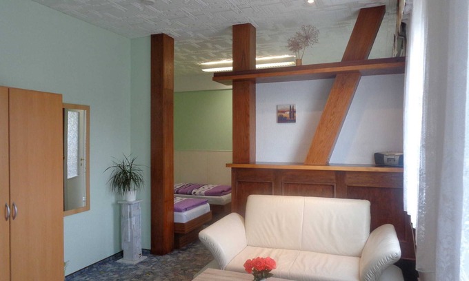 Bruhlervorstadt Apartamento | Habitación Doble - Privatvermietung Familie Stöckel