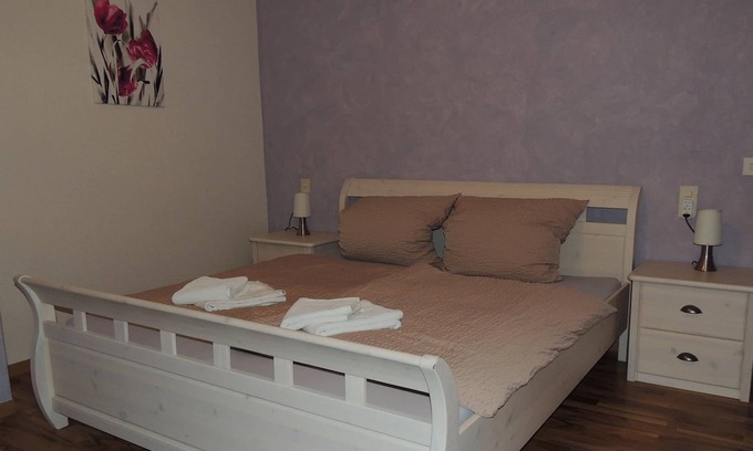 Sankt Goarshausen Casa | Double room, shower or bath, toilet - Hotel Café Herrmanns Mühle