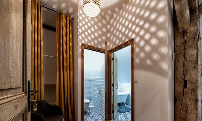 Mery-sur-Cher Casa | Habitacion Doble-Superior-Baño con bañera-Vista al Parque-3