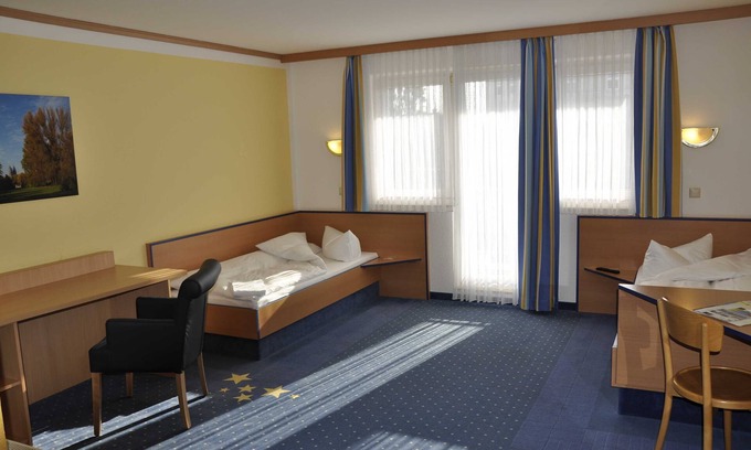 Handelshafen Casa | Habitación doble TWIN (1) - sleep & go Hotel Magdeburg GmbH