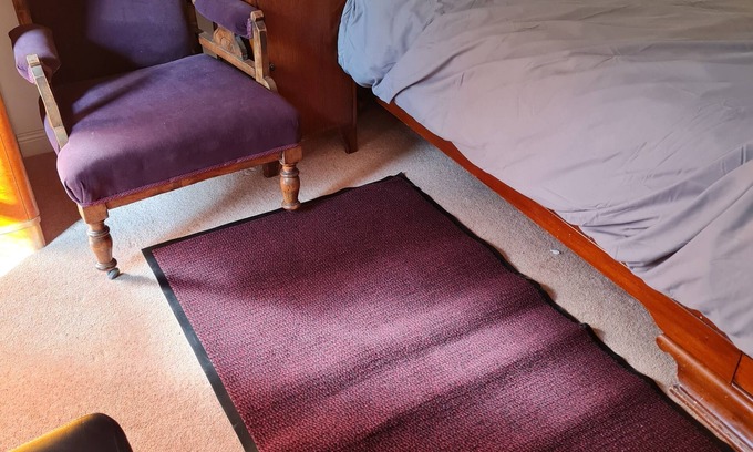 Sherborne St. John Apartamento | Double Room with Super King Bed and Beautiful Bathroom