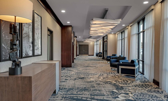 Dupont Hotel | DoubleTree by Hilton Denver International Airport