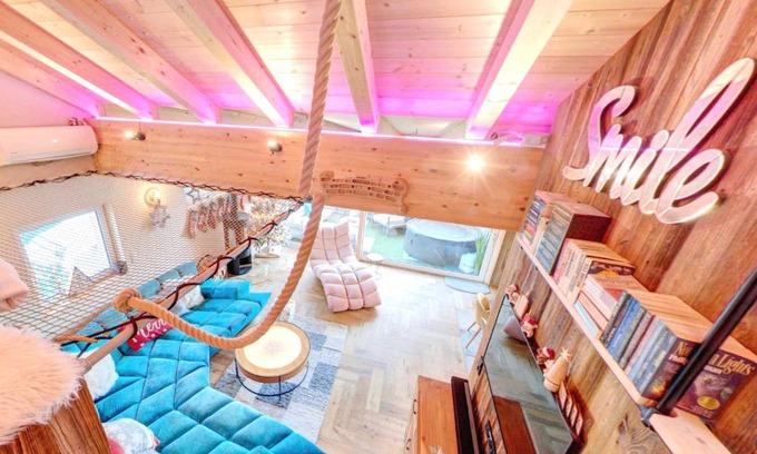 Medraz Apartamento | Doug's Mountain Getaway - 'Top Two Floors'