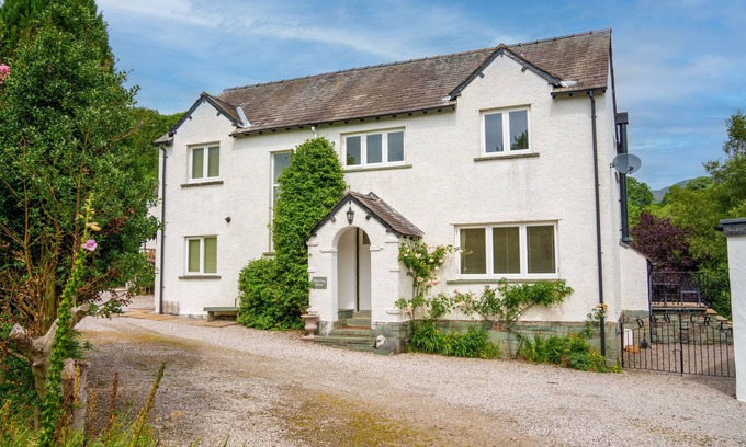 Coniston Casa | Dow Crag House - Coniston House for 6 guests in 3 bedrooms