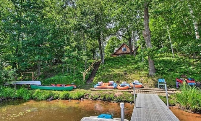 Douglas County Cabaña | Dowling Lakefront Lodge: Dock, Game Room, Firepit, Fireplace