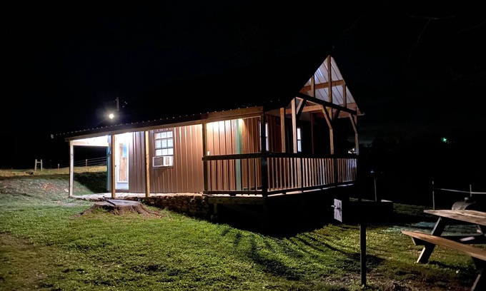 Marble Falls Cabina | Down Home Cabin