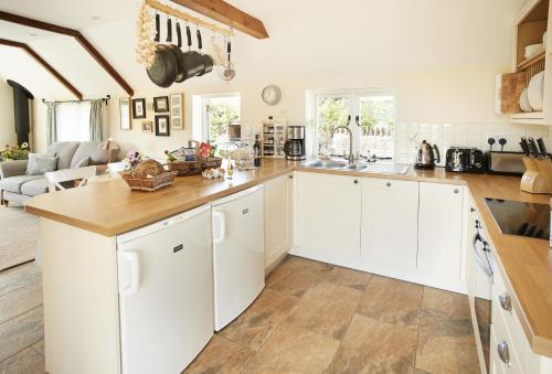 North Perrott Casa | Downclose Piggeries