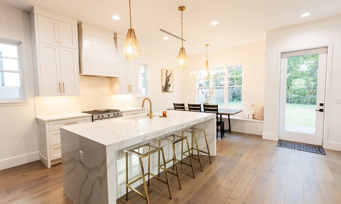 Dawson Casa | Downtown ATX Farm Haus