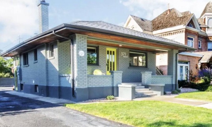 Franklin Casa | Downtown Bungalow