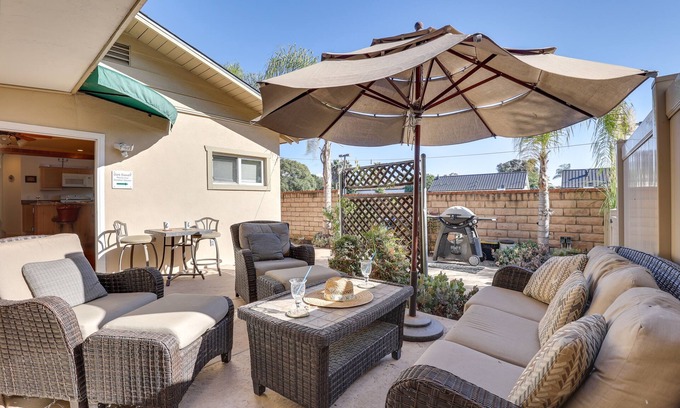 Carlsbad Village Apartamento | Downtown Carlsbad Apartment < 1/2 Mi to Beach!