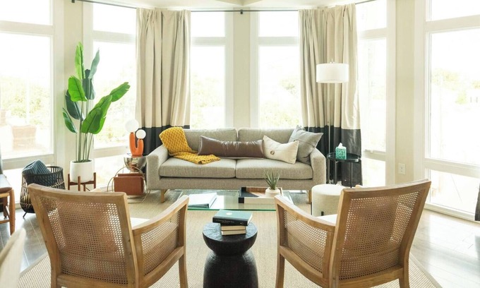 Old West Broad Neighborhood Apartamento | Downtown, contemporary, 2 bedroom, Roof Terrace! 3B