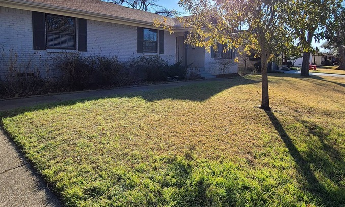 White Rock Hills Casa | Downtown Dallas, hike and bike, easy commute, White Rock lake, Arboretum,