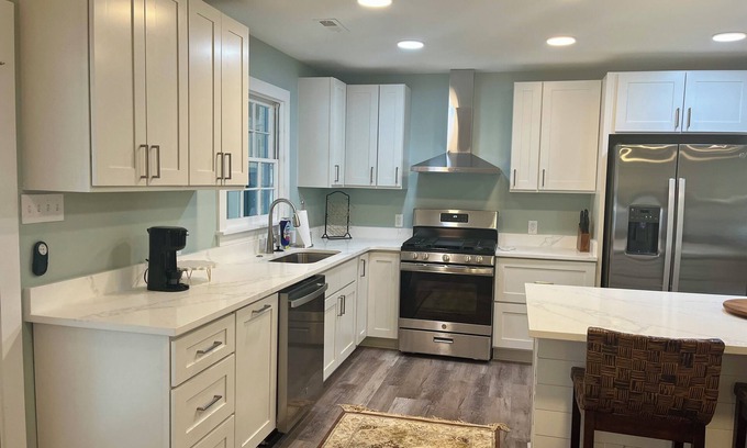 Georgetown Casa | Downtown Darling on Saint James