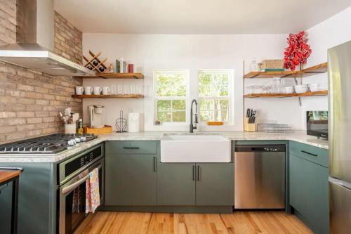 Downtown Casa | Downtown Greenway Getaway Pet Friendly