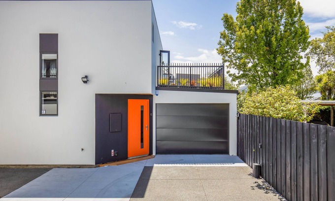 Linwood Cabaña | Downtown Hideaway - Christchurch Holiday Home