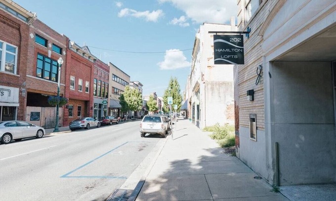 Johnson City Apartamento | Freshly Renovated 2 Bed Apartment in JC